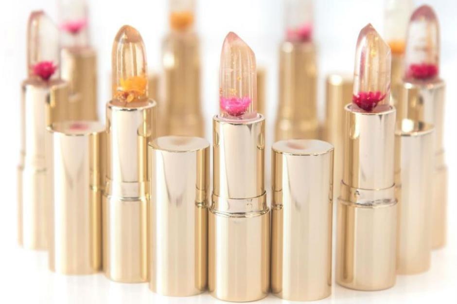 Beauty: Colour-changing lipstick
